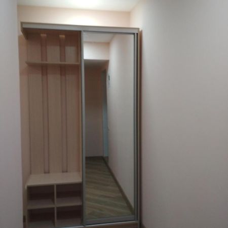 Apartments In The Center Maidan Rivne Exterior foto